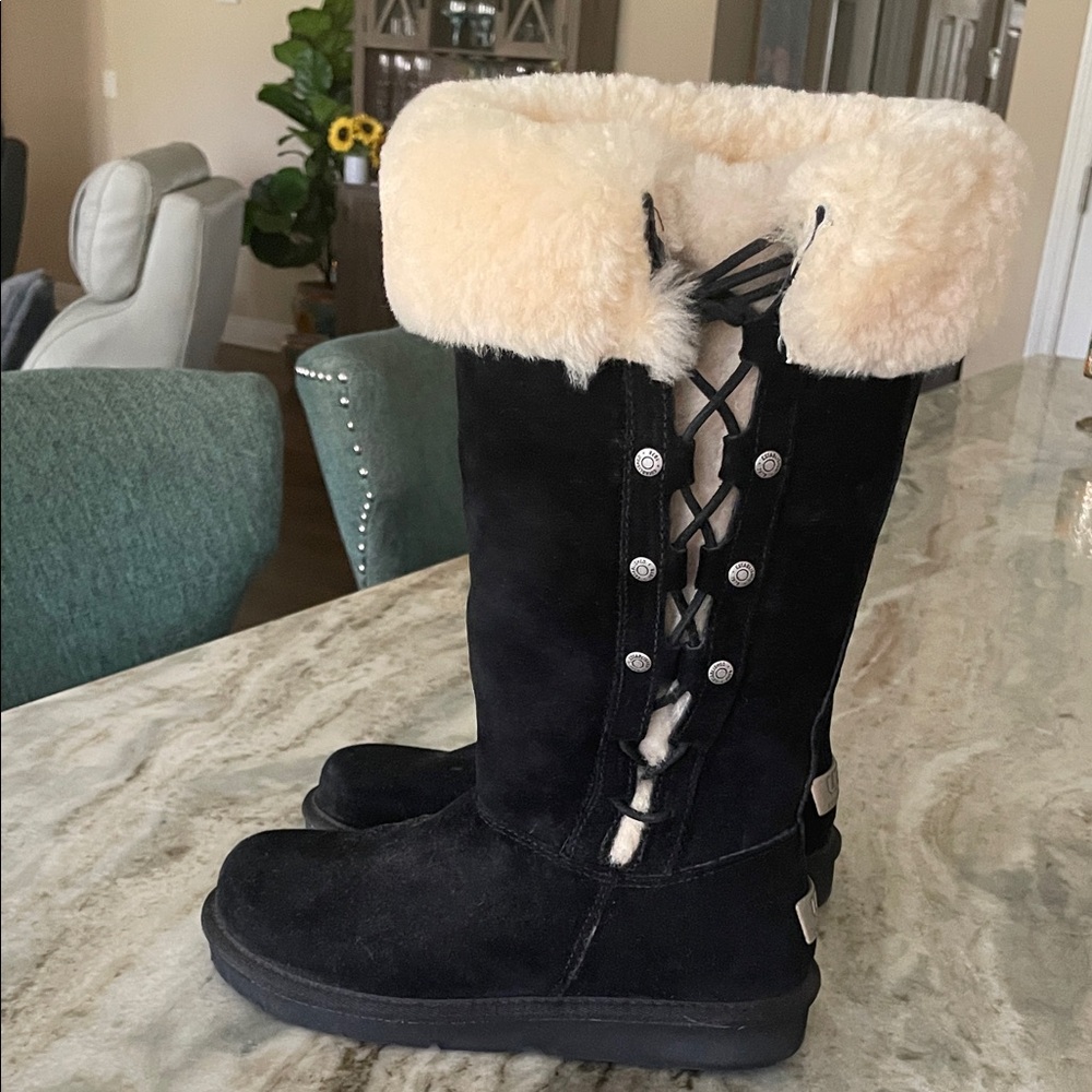 Uggs Upside Tall Black and Cream Fur-Lined Suede Boots size 5